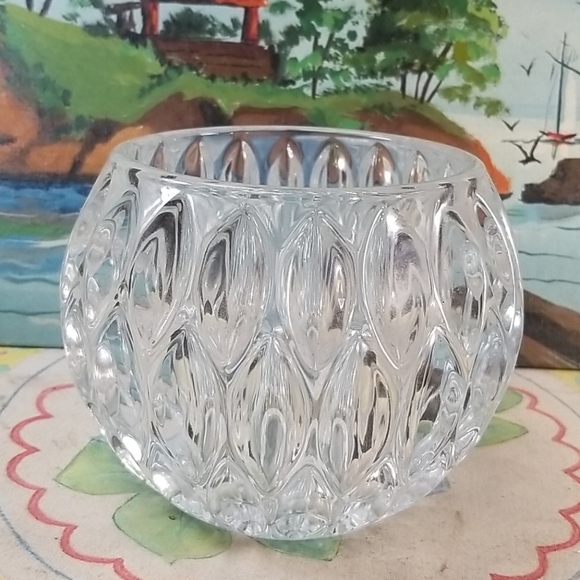 Vintage crystal bowel